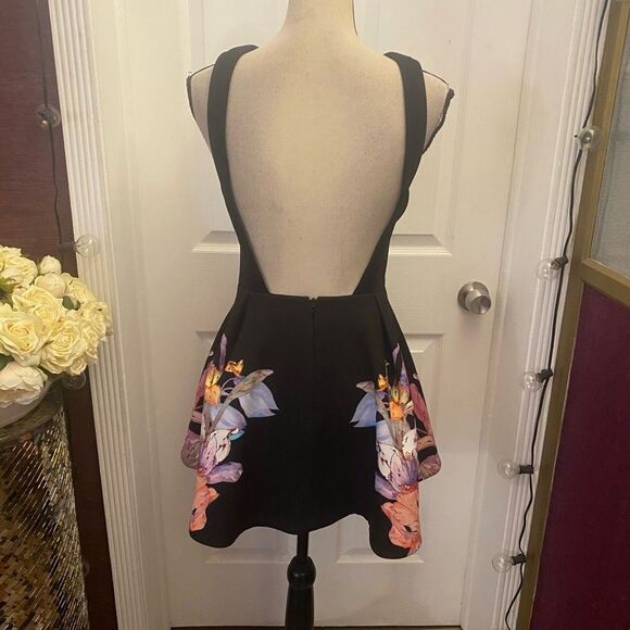 Keepsake open back mini dress, XS - Picture 5 of 8